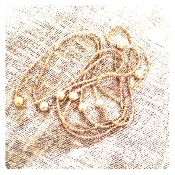 Vintage Jewelry - Lucite long seed bead necklace. Taupe gold beads Vintage Jewelry - Lucite long seed bead necklace. Taupe gold beads